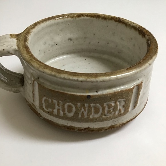 Handmade Studio Pottery Chowder Bowl Handle Natural Speckled Glaze Rustic Cabin - Picture 13 of 14